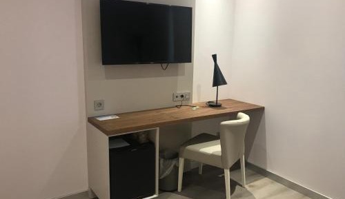 Double Room with Extra Bed (3 Adults)