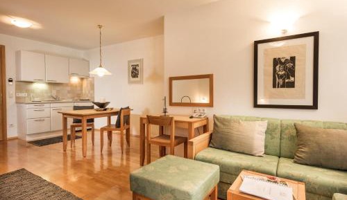 Studio with Balcony or Terrace