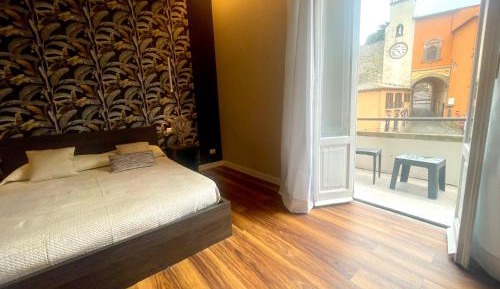 Deluxe Suite with Spa Bath