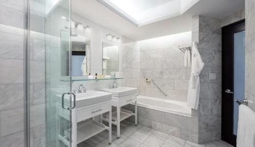 King Suite with Ocean View