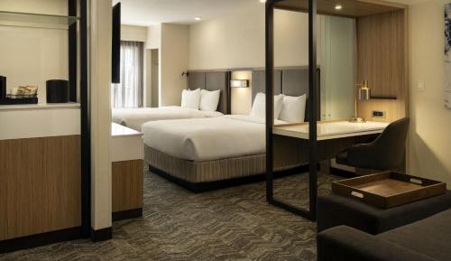 Queen/Queen Suite, One-Bedroom Suite, 2 Queens, Trundle Bed