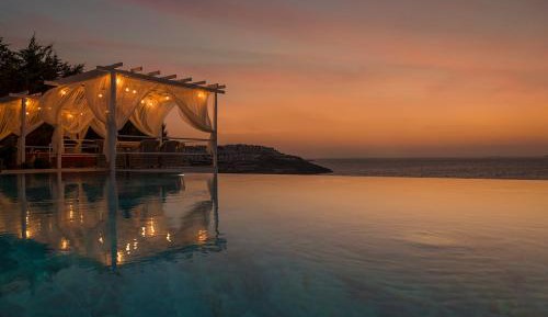 Villa - Beach Front