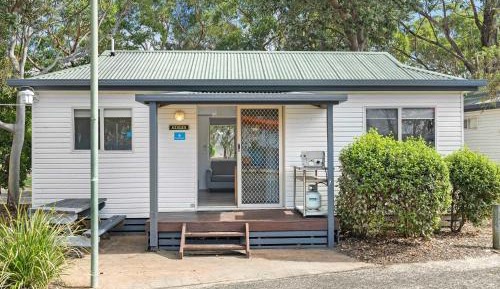 Playground Cabin - 6 pax