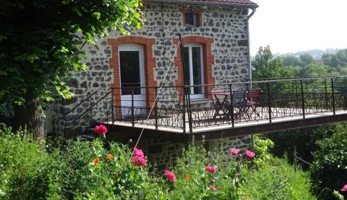 Holiday Home (4 Adults)