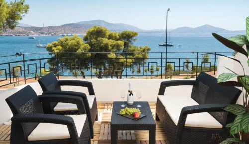 Deluxe Suite with Sea View
