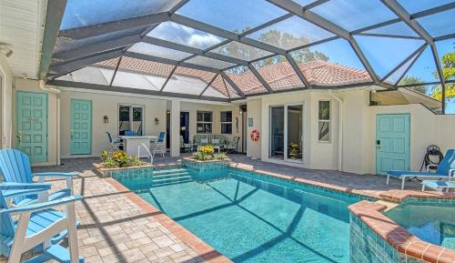 Four-Bedroom Holiday Home