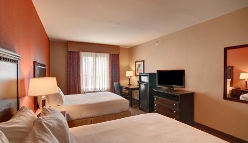 Standard Room with Two Queen Beds