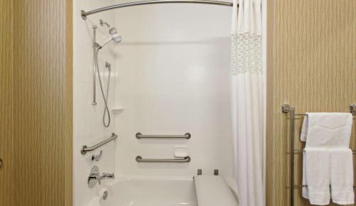 King Room - Mobility Access/Non-Smoking