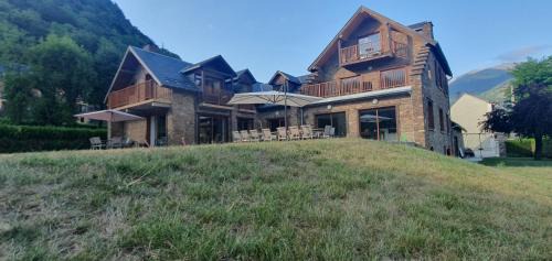 Six-Bedroom House
