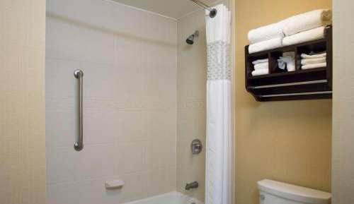Room with Two Queen Beds - Non-Smoking