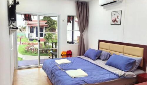 Double Room with Private Bathroom