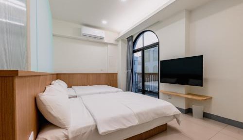 Quadruple Room with Balcony