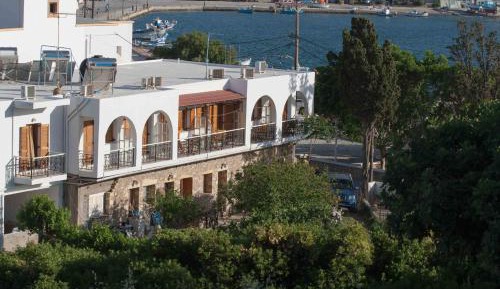 Studio with Balcony