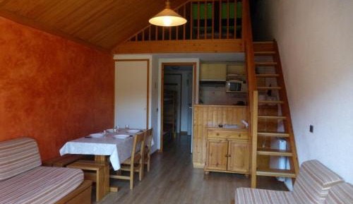 Apartment (4 Adults)