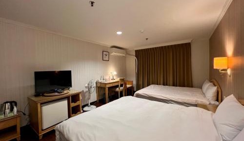 Classic Quadruple Room