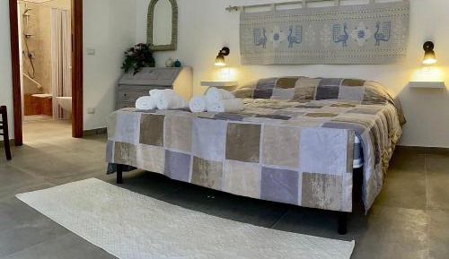 Triple Room with Private Bathroom