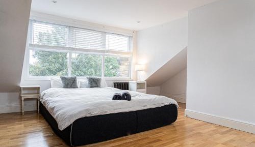 Large Twin Room