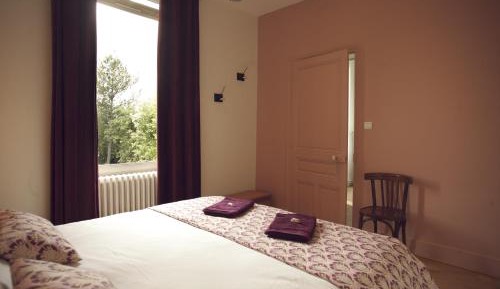 Suite with Garden View