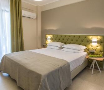 Double Room with Balcony (3 Adults)