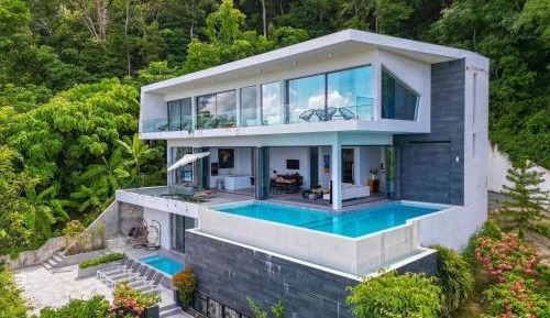 Villa with Sea View