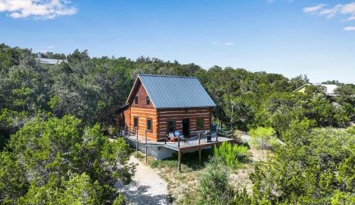 One-Bedroom Holiday Home