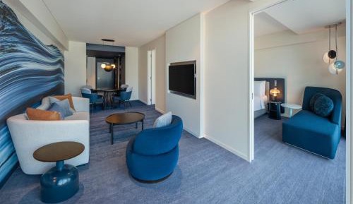 Splendid 1 Bedroom Studio Darling Harbor View (1 King)