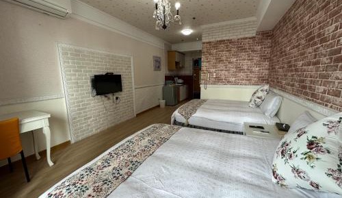 Apartment with Balcony- Room Selected at Check-In