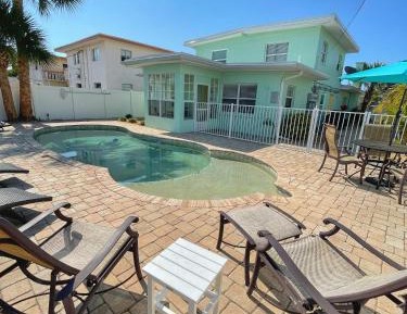 Suite with Pool View