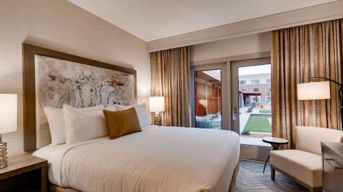 King Suite with Patio