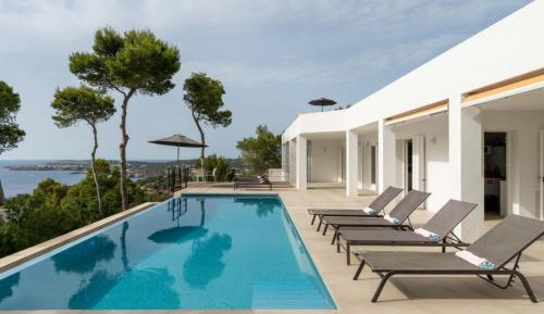 Villa with Sea View