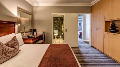 2 Bedroom Suite Non-Smoking