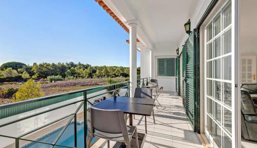 Villa with Garden View