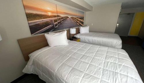 Deluxe Room with Two Double Beds - Non-Smoking 