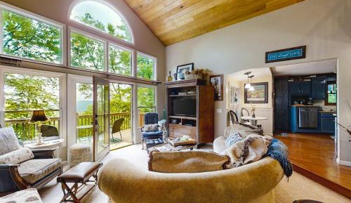 Three Bedroom holiday home 