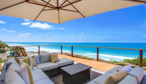 Three-Bedroom Holiday Home 
