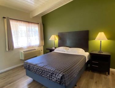 Queen Room - Disability Access