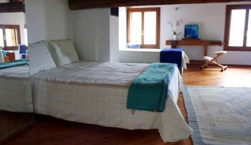 Double or Twin Room with Private Bathroom