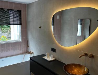 Deluxe Double Room with Bath