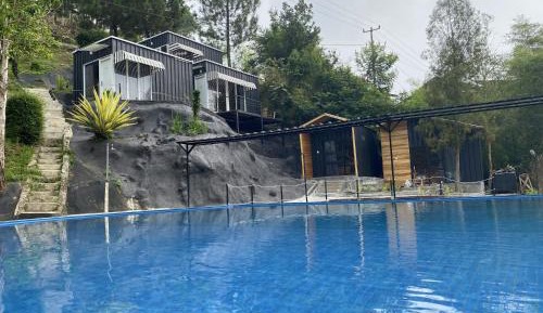 Double Room with Pool View