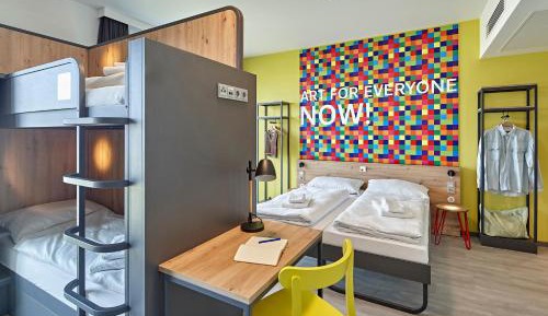 Bed in 6-Bed Mixed Dormitory Room