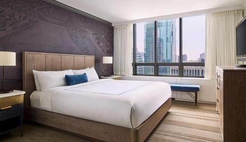 Premium King Room