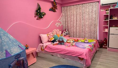 Quadruple Room with Private Bathroom