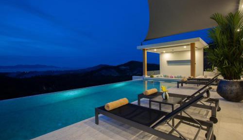 Spectacular Three-Bedroom Villa with Private Pool