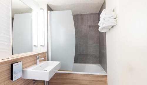 New Generation Twin Room (2 Single Beds)