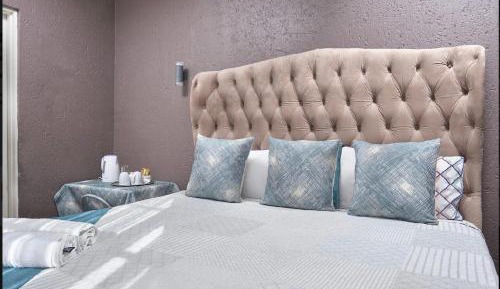 Deluxe Double Room with Shower