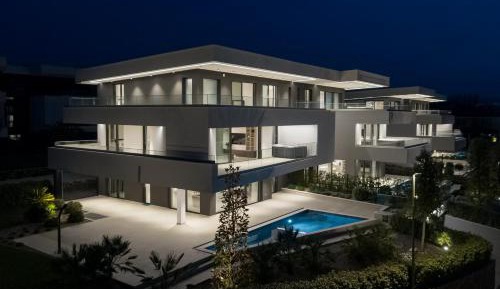 Suite with Private Pool