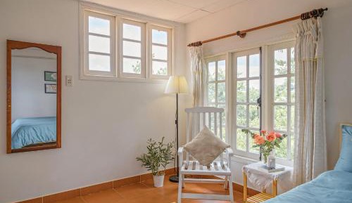 King Room with Mountain View