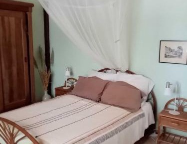 Double Room with Shared Bathroom