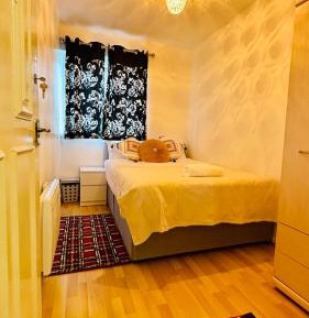 Double Room with Shared Bathroom