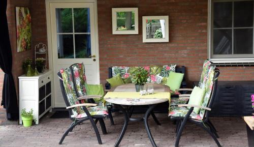 Superior Twin Room with Garden View